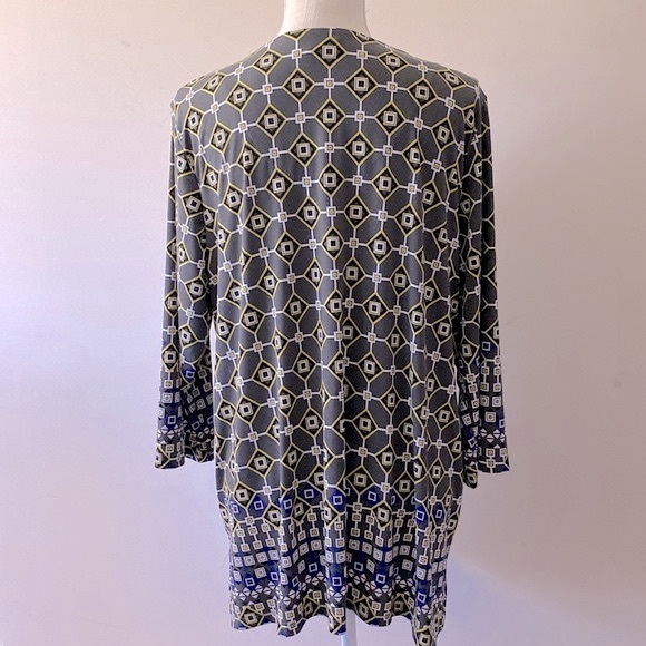 JM Collection woman’s bling front V neck 3/4 sleeve beaded top blouse tunic - Picture 3 of 13